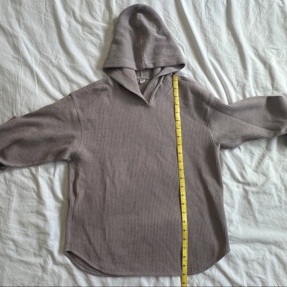 Uniqlo Hood Long Sleeve - Picture 8 of 8
